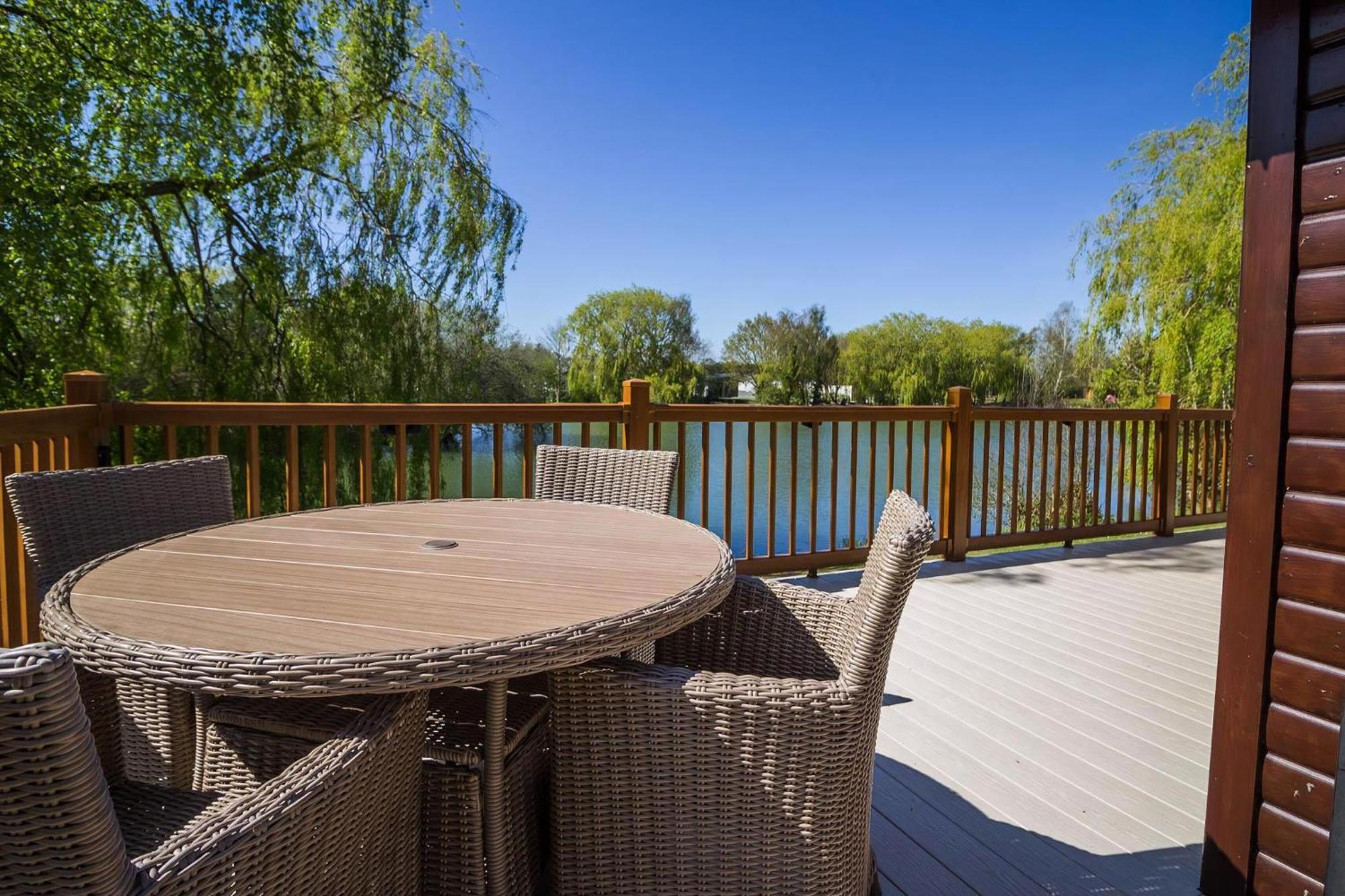 Stunning Lodge With Free Wifi For Hire At Carlton Meres In Suffolk Ref 60013M ساكسموندهام المظهر الخارجي الصورة